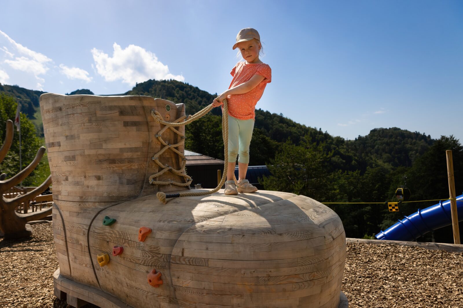 Kinderspielplatz Juni 2022 1M2A1239 clear