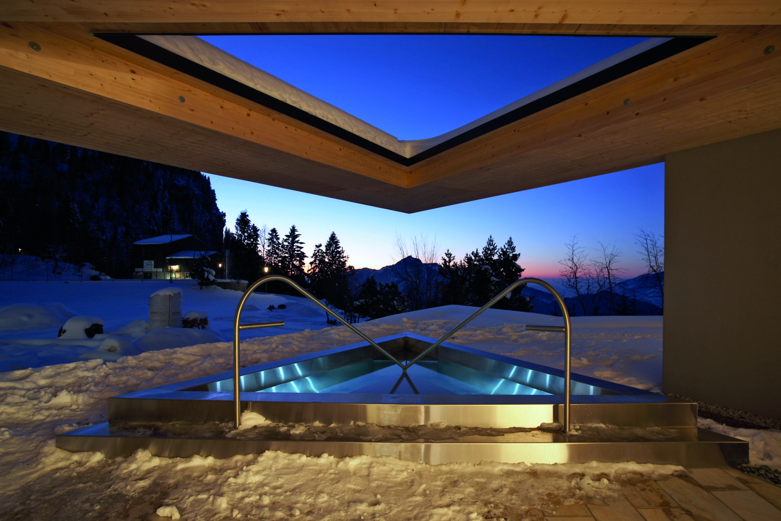 Wellness Tauchbecken