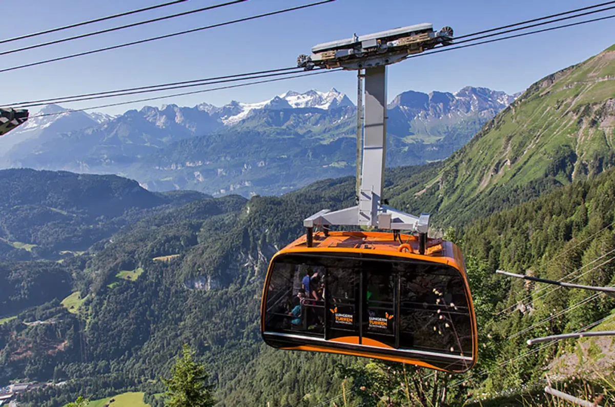 komfortabel ins wanderparadies mit der lungern turren bahn